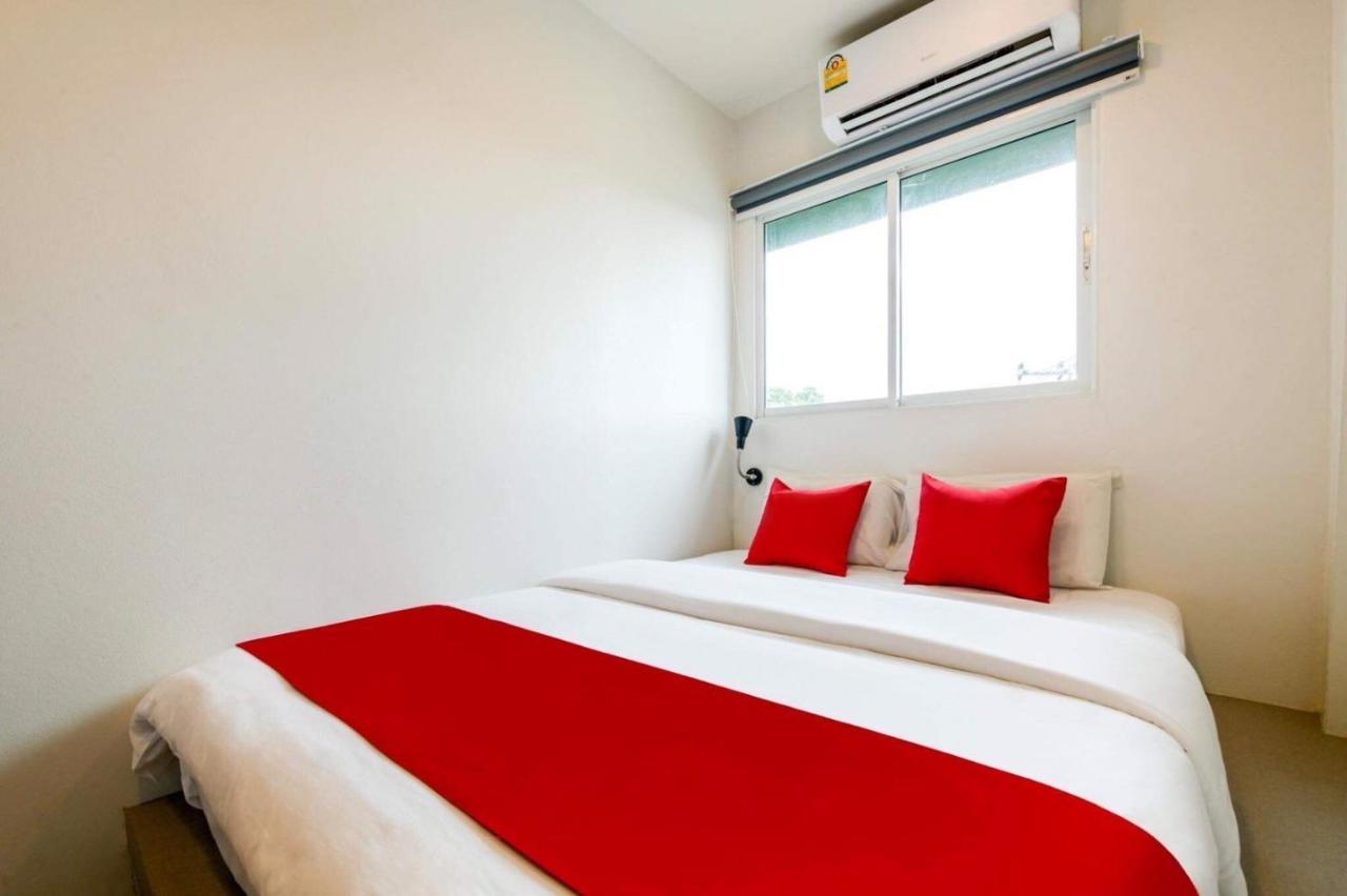 Hotel The Pattaya Story Poshtel Esterno foto
